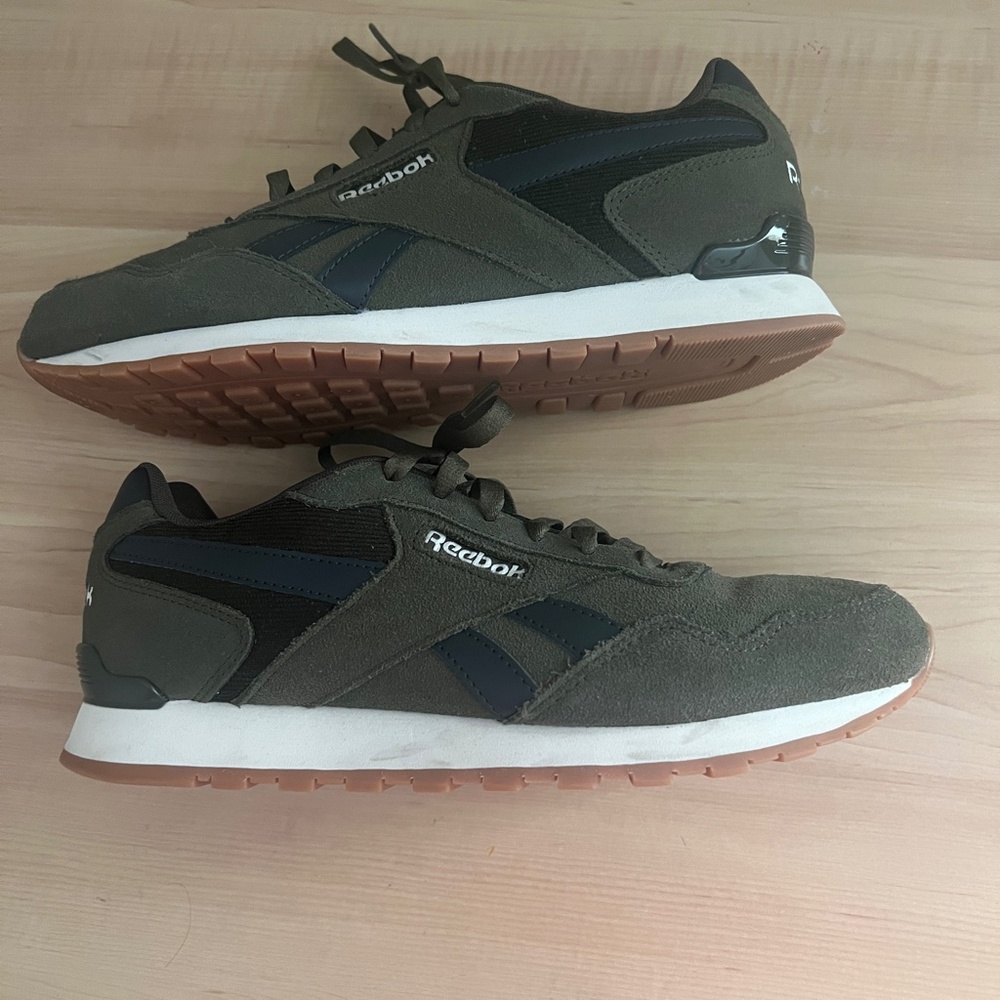 Reebok Classics | Men's Size 9.5 | Green Suede